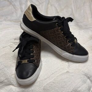 G by Guess GBG Los Angeles Black and Gold Women's Sneakers Size 7 M